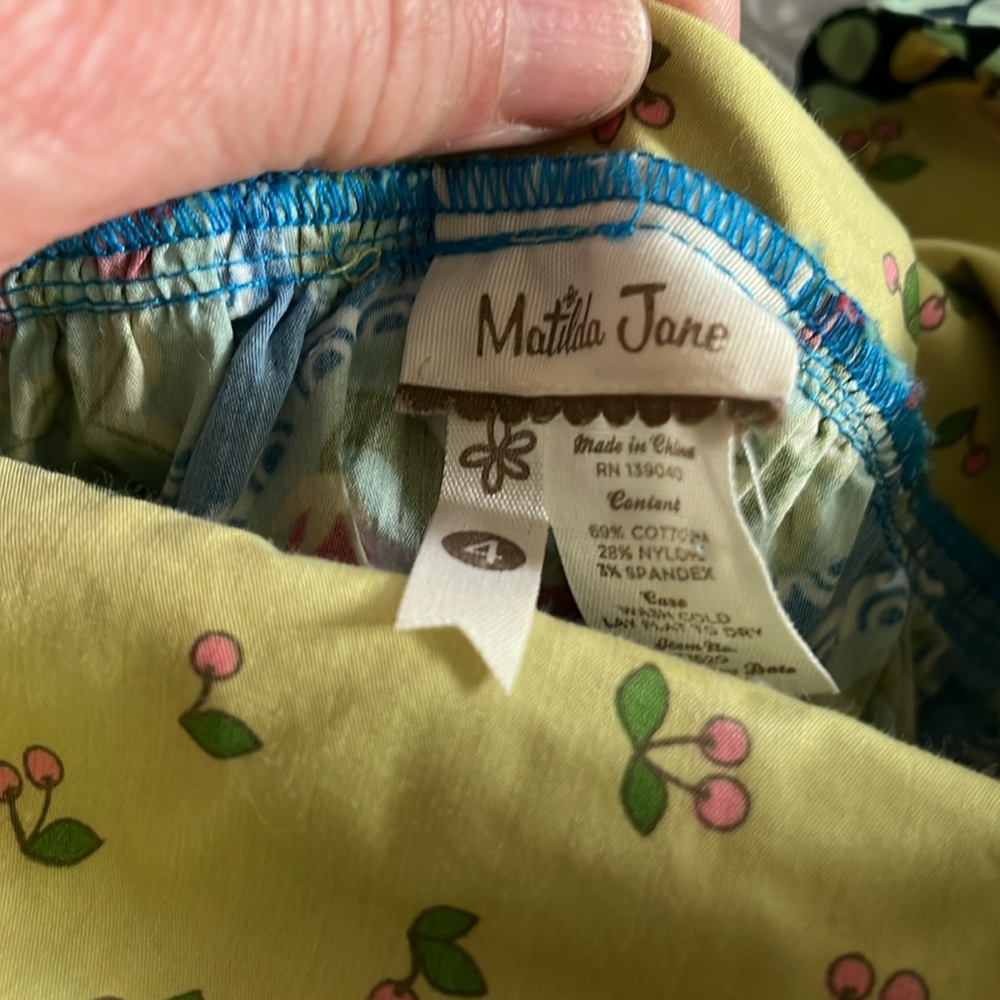Matilda Jane | Girls Yellow and Blue Fruit Love Bug Print Knot Top | Size: 4 - Picture 10 of 10